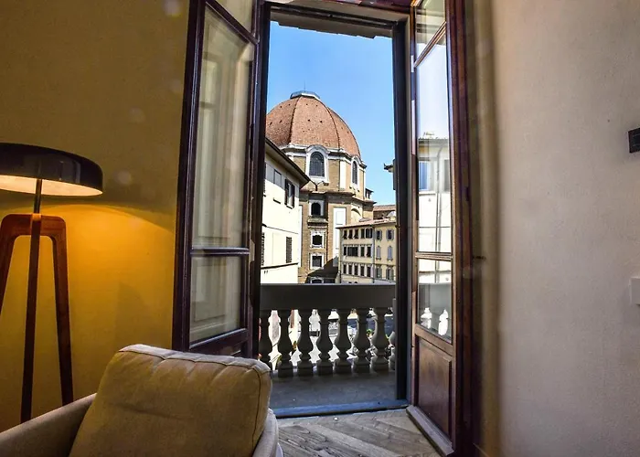 Cappelle Medicee Luxury Flat