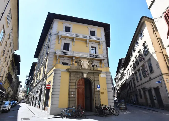 Cappelle Medicee Luxury Flat